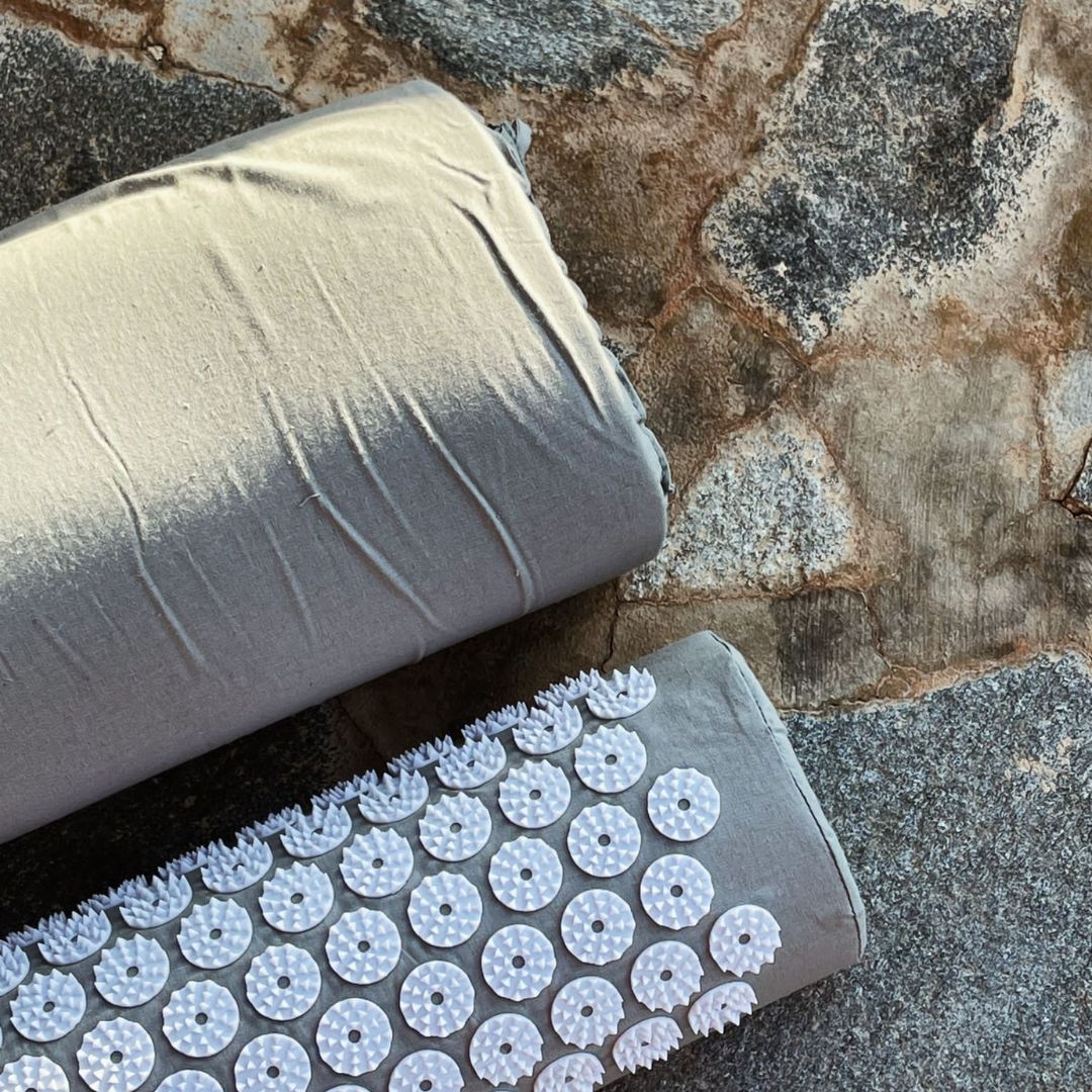 Acupressure Mat & Pillow - Image 3