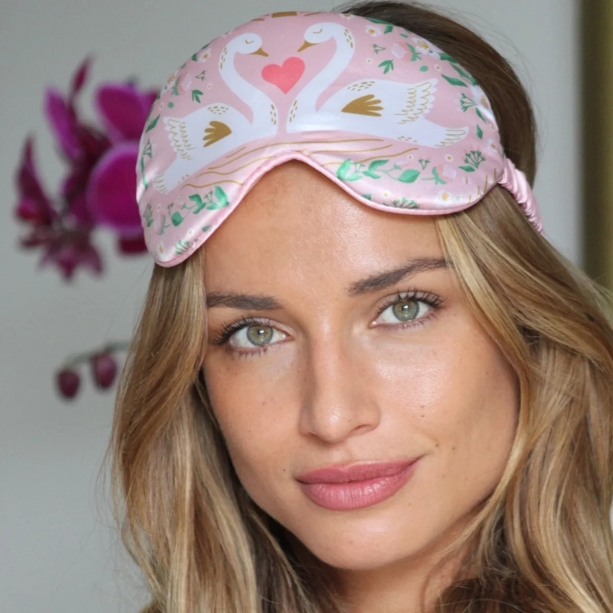 Cloud Padded Satin Sleep Mask - Swans Print - Image 4