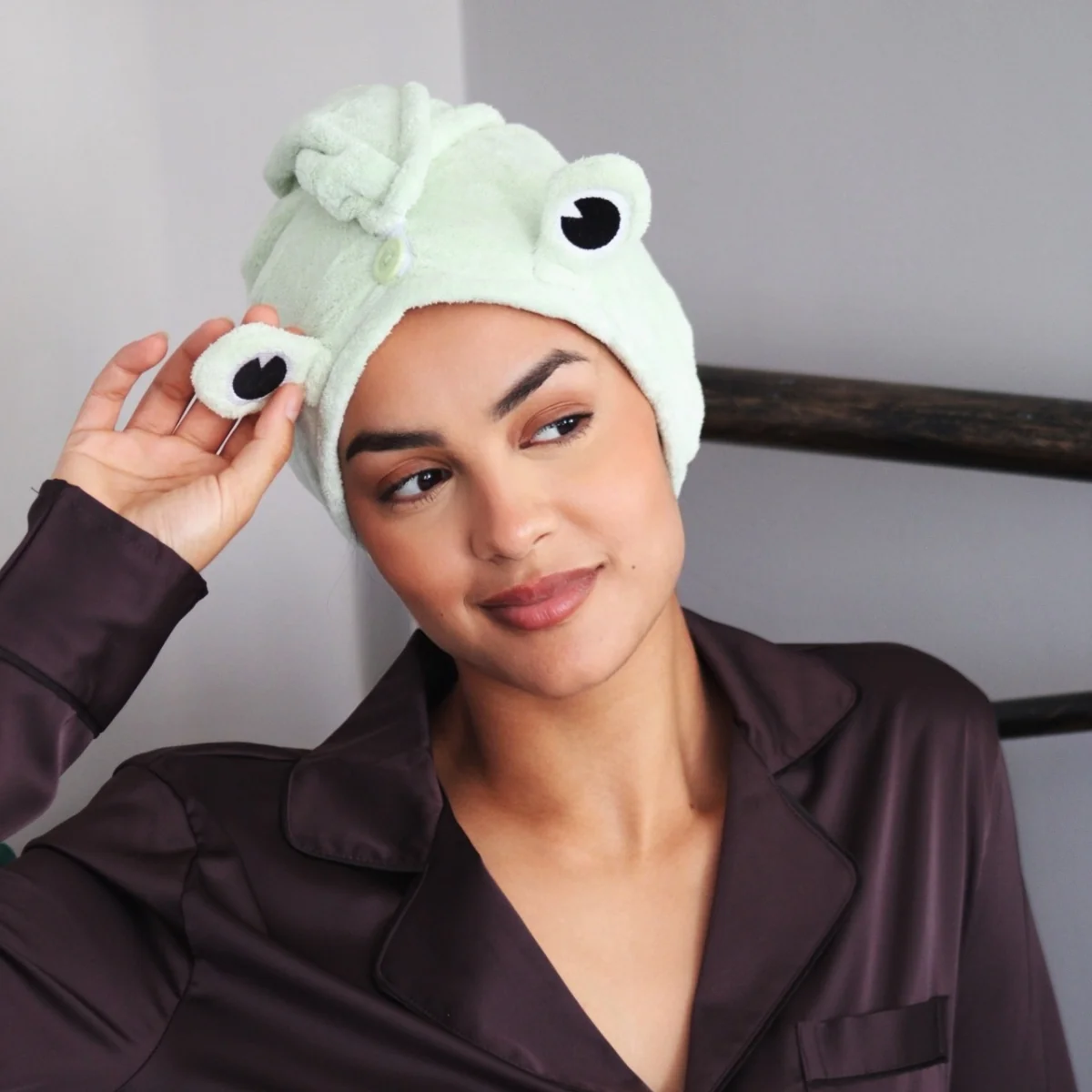 Novelty Hair Towel Wrap, Frog - Image 3